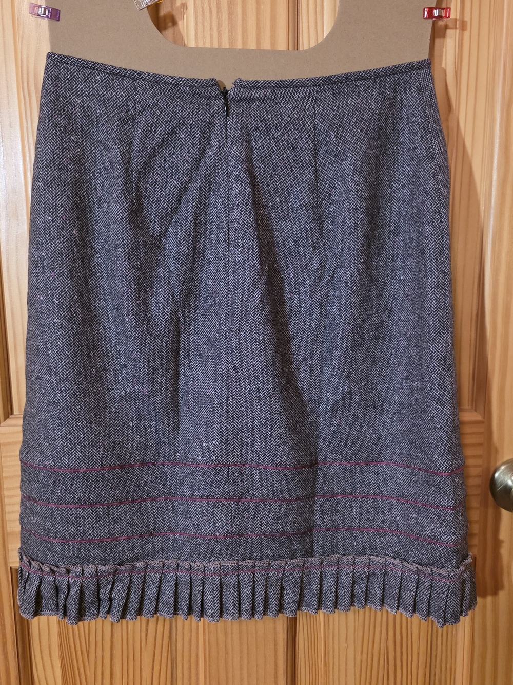 Kay Unger Charcoal Tweed Two-Piece Skirt Suit - Picture 4 of 16